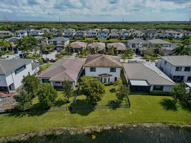 10890 Windward Street, Parkland, FL 33076