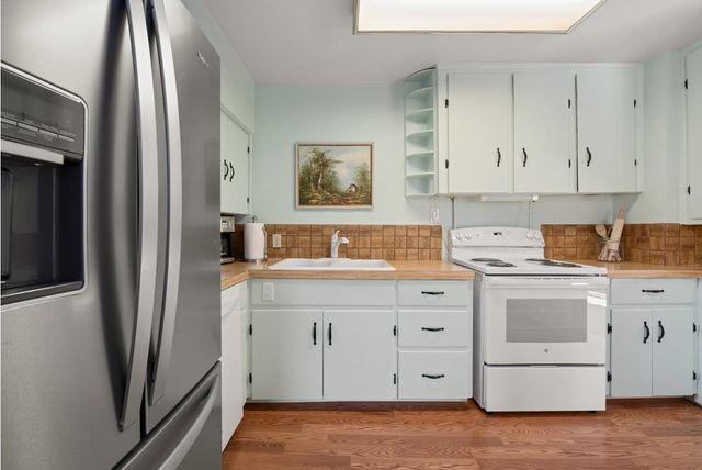 523 N Sargent Rd, Spokane Valley, WA 99212
