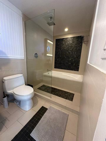 17315 Collins Ave 2006, Sunny Isles Beach, FL 33160