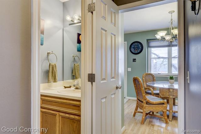 4408 Rochester Road, Royal Oak, MI 48073