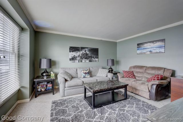 4408 Rochester Road, Royal Oak, MI 48073