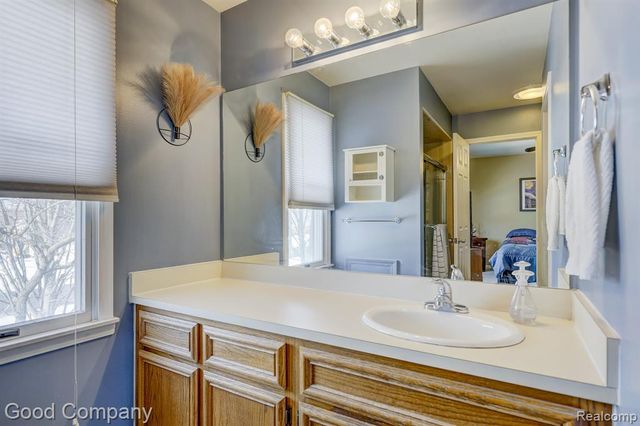 4408 Rochester Road, Royal Oak, MI 48073