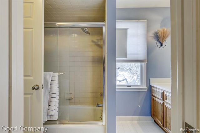 4408 Rochester Road, Royal Oak, MI 48073