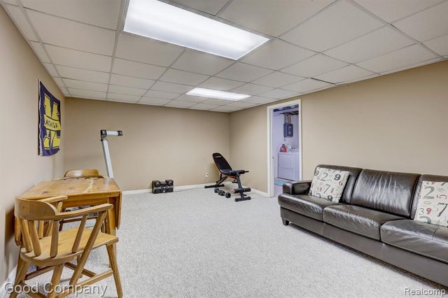 4408 Rochester Road, Royal Oak, MI 48073