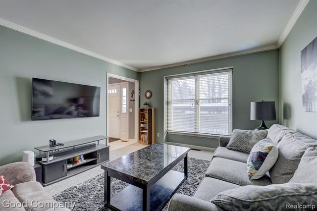 4408 Rochester Road, Royal Oak, MI 48073