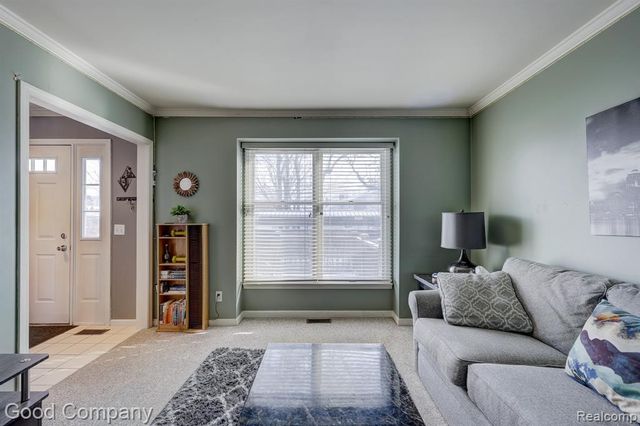 4408 Rochester Road, Royal Oak, MI 48073