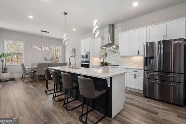 1880 Grand Lanier Drive, Buford, GA 30518