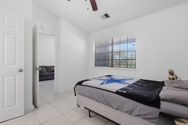 4803 Hamilton Wolfe Rd Apt 924, San Antonio, TX 78229