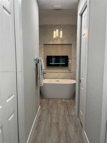 2701 NW, Cape Coral, FL 33993