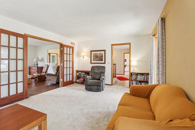 5604 Maldwyn Lane, Madison, WI 53716