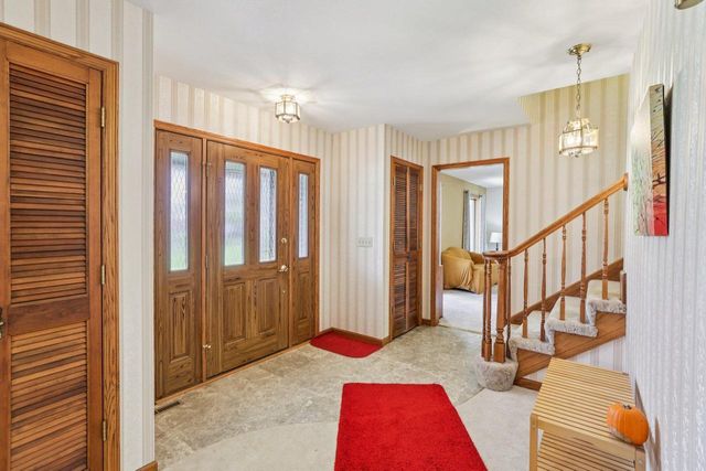 5604 Maldwyn Lane, Madison, WI 53716