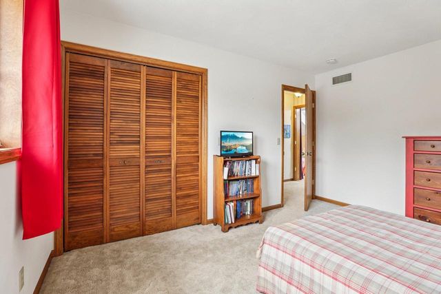 5604 Maldwyn Lane, Madison, WI 53716