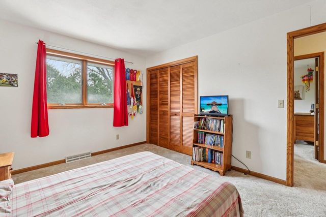 5604 Maldwyn Lane, Madison, WI 53716