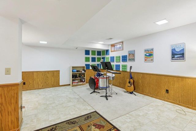 5604 Maldwyn Lane, Madison, WI 53716