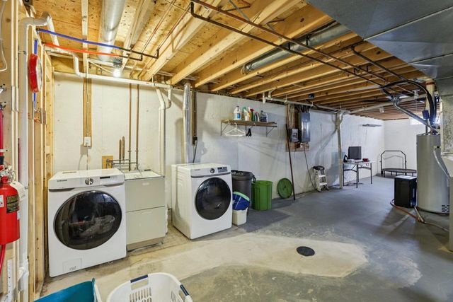 5604 Maldwyn Lane, Madison, WI 53716