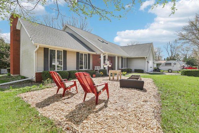 5604 Maldwyn Lane, Madison, WI 53716
