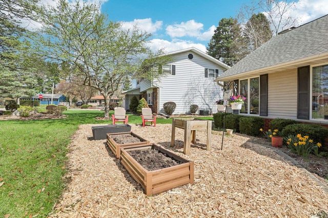 5604 Maldwyn Lane, Madison, WI 53716