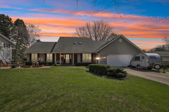 5604 Maldwyn Lane, Madison, WI 53716