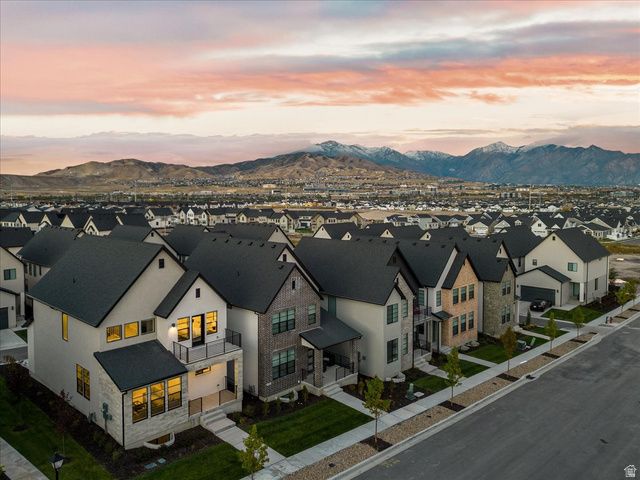 4392 W BERGEN LN, Lehi, UT 84043