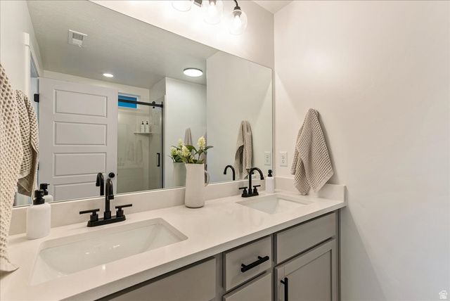 4392 W BERGEN LN, Lehi, UT 84043