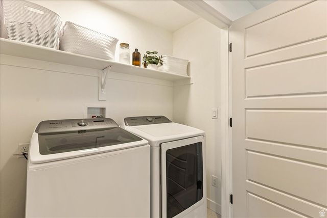 4392 W BERGEN LN, Lehi, UT 84043