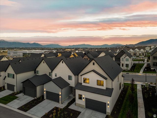 4392 W BERGEN LN, Lehi, UT 84043