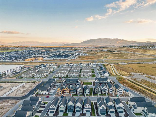 4392 W BERGEN LN, Lehi, UT 84043