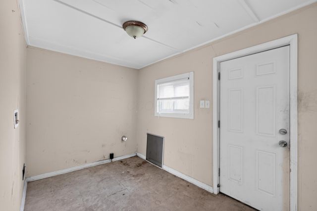 176 S Burgess Avenue, Columbus, OH 43204