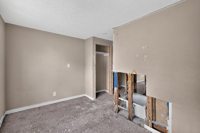 176 S Burgess Avenue, Columbus, OH 43204