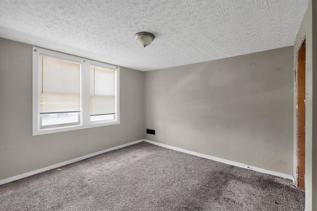 176 S Burgess Avenue, Columbus, OH 43204