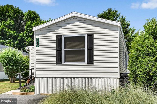 717 PALM CITY PARK TP-0232 PARK, Annville, PA 17003