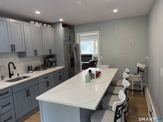 230 Cherry Hill Drive 2B, Bridgeport, CT 06606