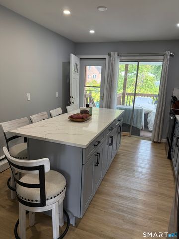 230 Cherry Hill Drive 2B, Bridgeport, CT 06606