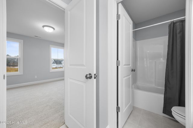 59 W Barlowe West Avenue, Hampstead, NC 28443