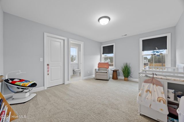 59 W Barlowe West Avenue, Hampstead, NC 28443