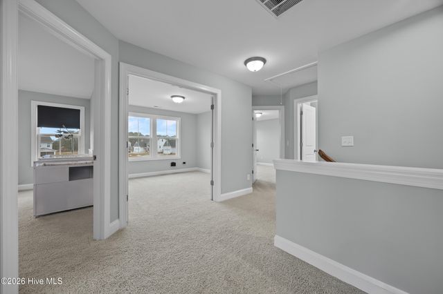 59 W Barlowe West Avenue, Hampstead, NC 28443