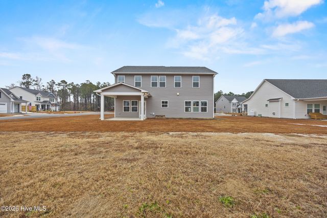 59 W Barlowe West Avenue, Hampstead, NC 28443