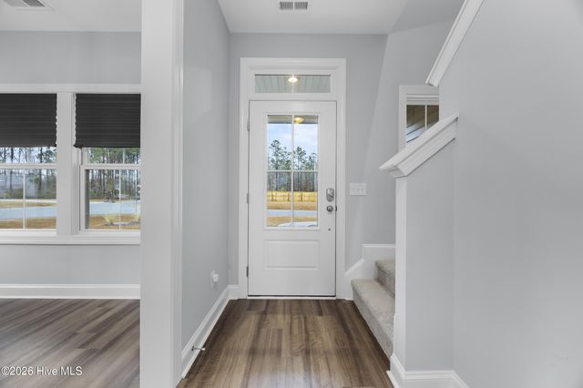 59 W Barlowe West Avenue, Hampstead, NC 28443