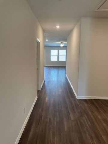 3116 Kingsgarden Road, Denton, TX 76207