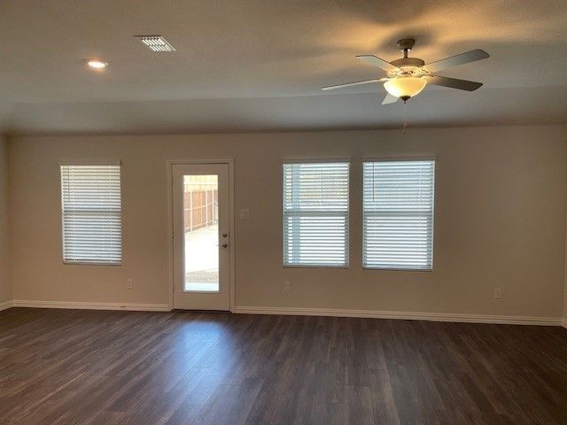 3116 Kingsgarden Road, Denton, TX 76207
