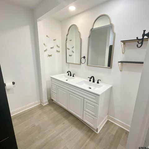 151 Patton Ln, Tyler, TX 75704