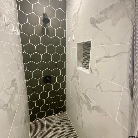 151 Patton Ln, Tyler, TX 75704