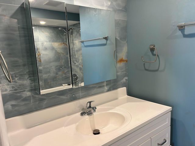 1600 S Ocean Drive, Hollywood, FL 33019