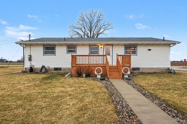 1992 N 7 Mile Road, Pinconning, MI 48650