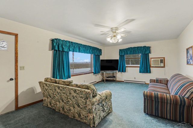 1992 N 7 Mile Road, Pinconning, MI 48650