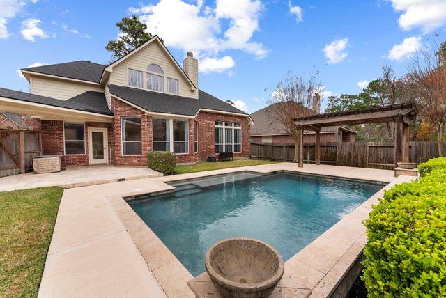 78 S Bardsbrook Circle, The Woodlands, TX 77382