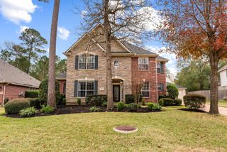 78 S Bardsbrook Circle, The Woodlands, TX 77382