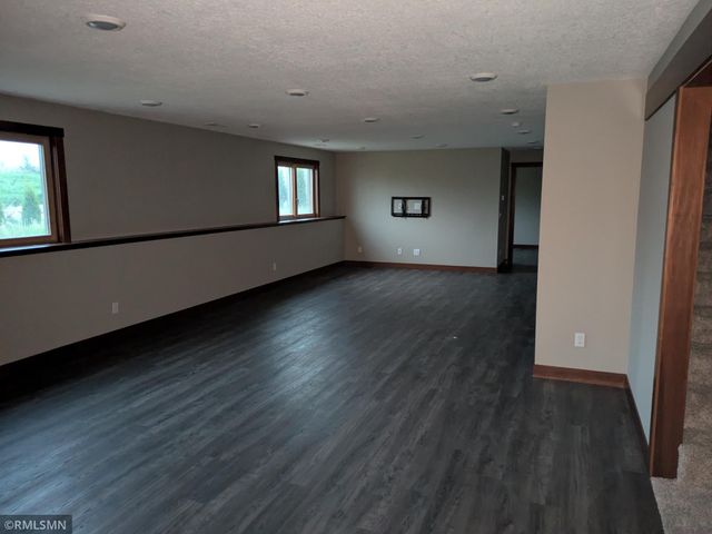1787 Otter Way, New Richmond, WI 54017