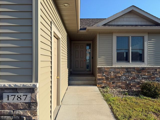 1787 Otter Way, New Richmond, WI 54017