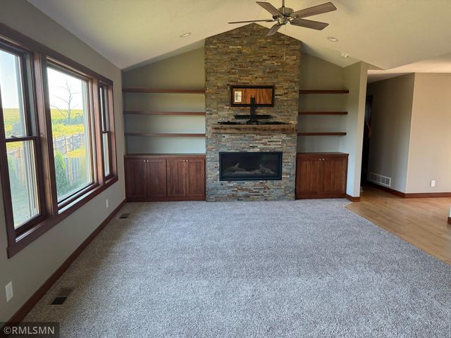 1787 Otter Way, New Richmond, WI 54017